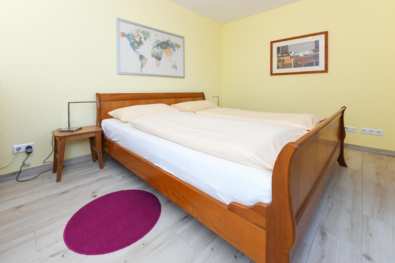 Ferienwohnung Strandloper Esens Exterior foto